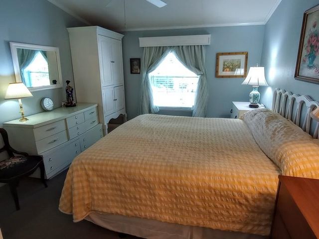 5402 Lexington Avenue, Gladwin, MI 48624