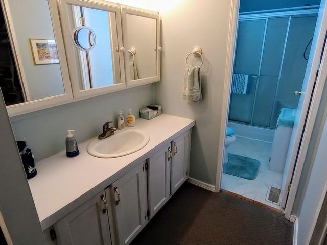5402 Lexington Avenue, Gladwin, MI 48624