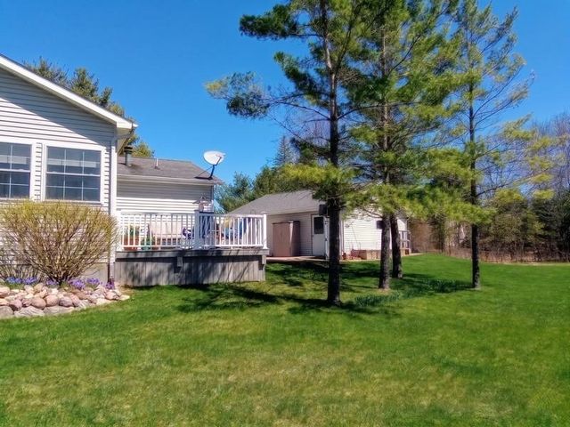 5402 Lexington Avenue, Gladwin, MI 48624
