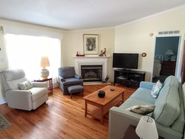 5402 Lexington Avenue, Gladwin, MI 48624