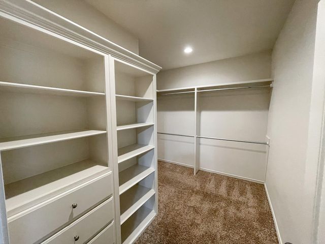 11207 Akron Avenue, Lubbock, TX 79423