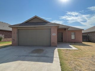 11207 Akron Avenue, Lubbock, TX 79423
