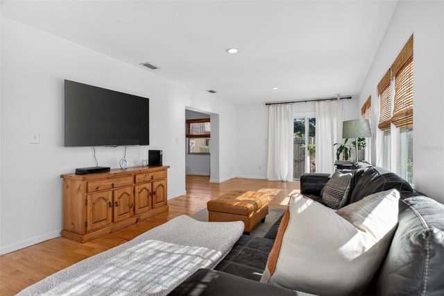 43 N SAINT AUGUSTINE BOULEVARD, St Augustine, FL 32080