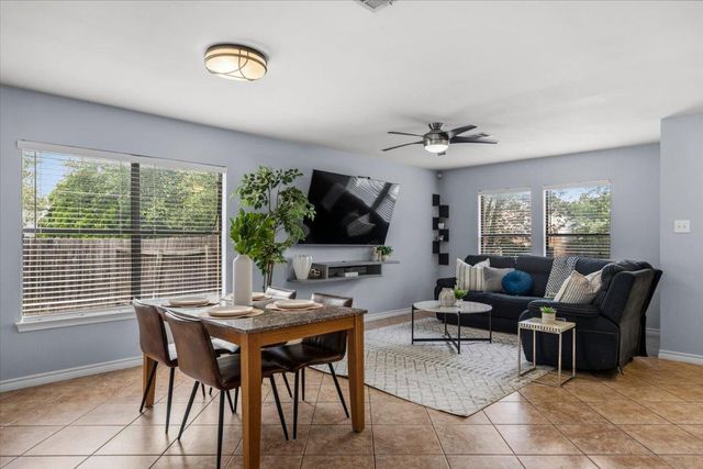 721 Justeford DR, Pflugerville, TX 78660