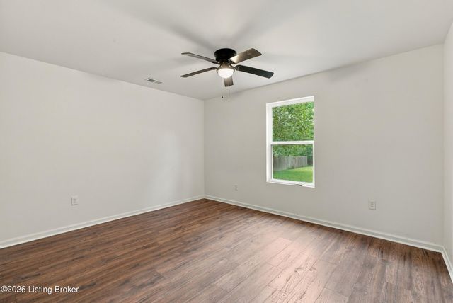 6617 Sylvania Rd, Louisville, KY 40258