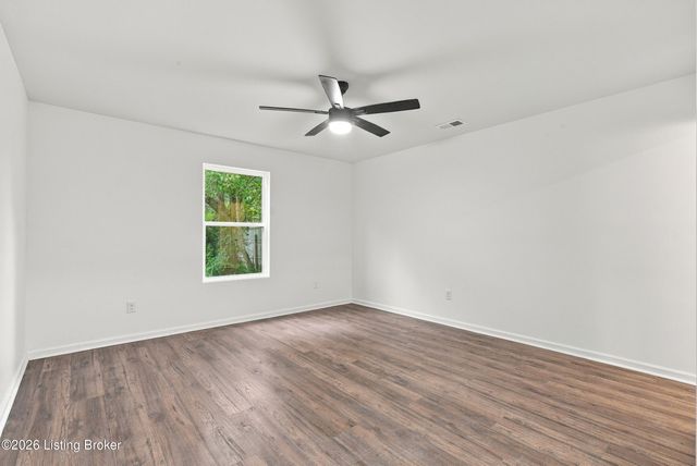 6617 Sylvania Rd, Louisville, KY 40258