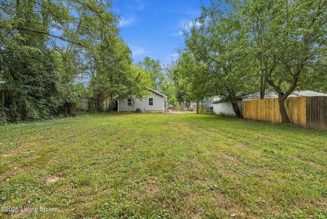 6617 Sylvania Rd, Louisville, KY 40258