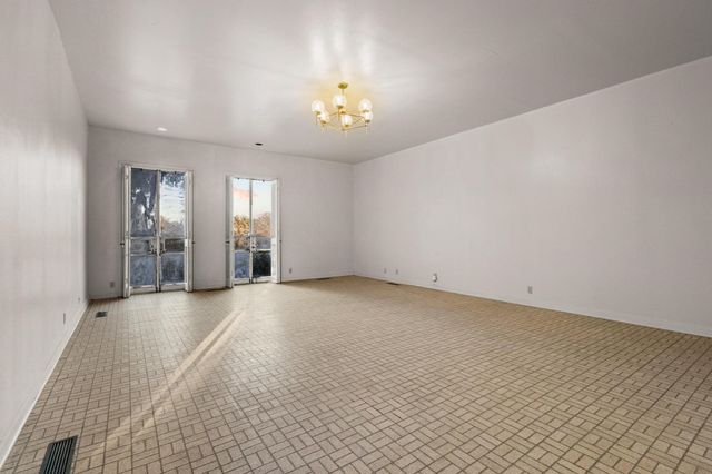 3906 Highland Drive, Denison, TX 75020