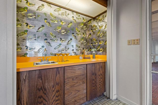 3906 Highland Drive, Denison, TX 75020