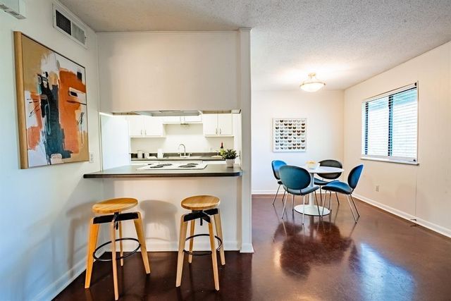 3914 Avenue D 104, Austin, TX 78751
