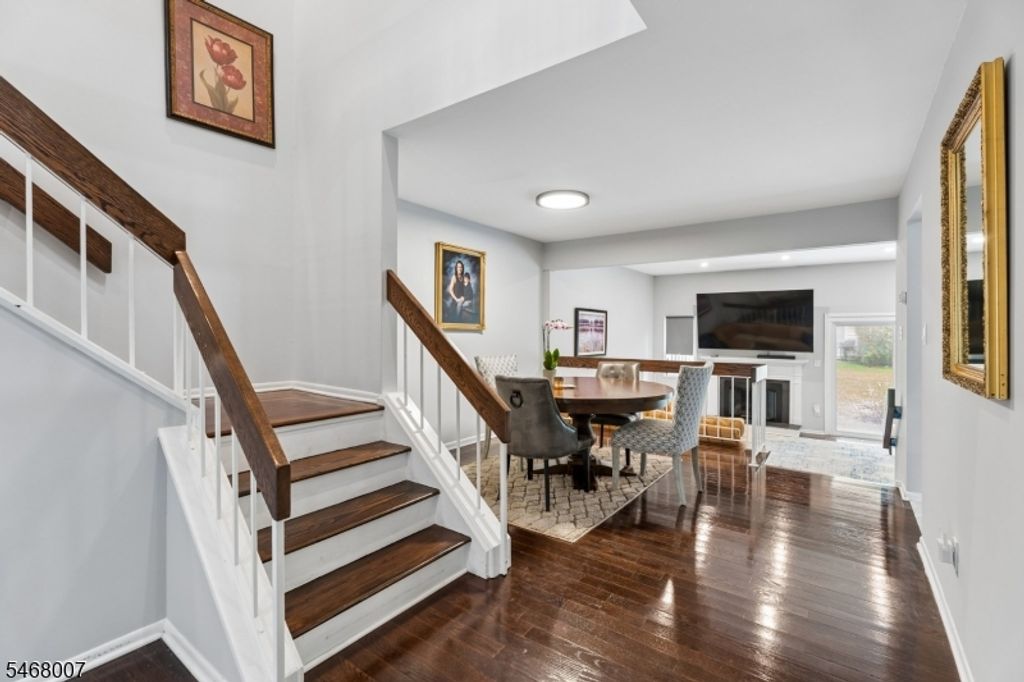 22 Bedford Ct, Madison Boro, NJ 07940 — photo 4