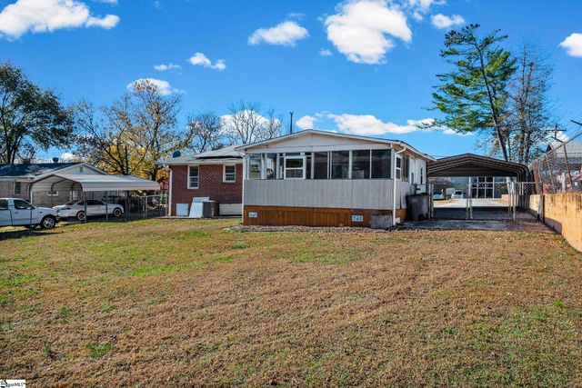 9 Michael Drive, Greenville, SC 29611