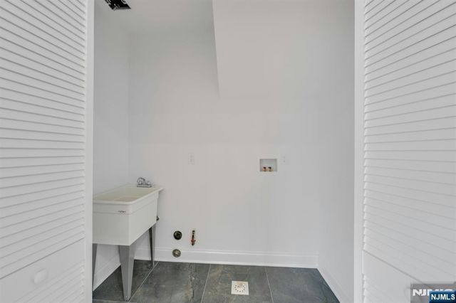 372 Rutherford Boulevard, Clifton, NJ 07014