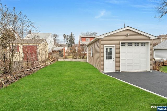 372 Rutherford Boulevard, Clifton, NJ 07014