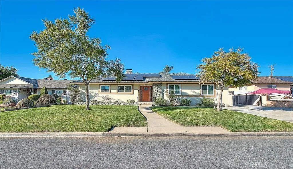739 E Navilla, Covina, CA 91723