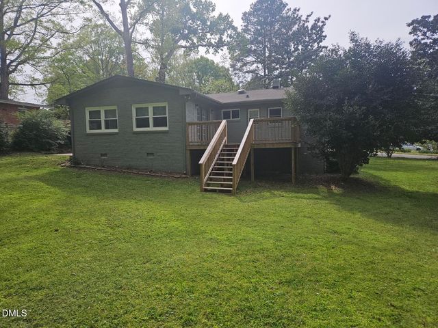 202 Crest Road, Cary, NC 27513