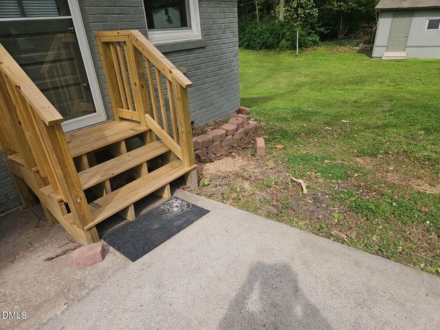 202 Crest Road, Cary, NC 27513