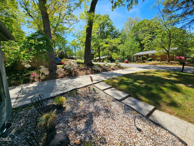 202 Crest Road, Cary, NC 27513