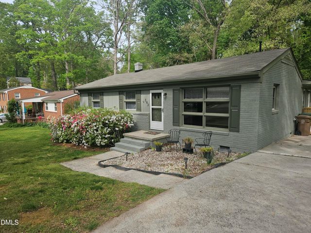 202 Crest Road, Cary, NC 27513