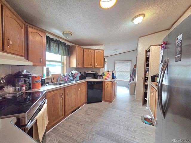 10739 Baily Street, Longmont, CO 80504