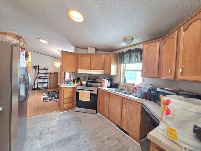 10739 Baily Street, Longmont, CO 80504