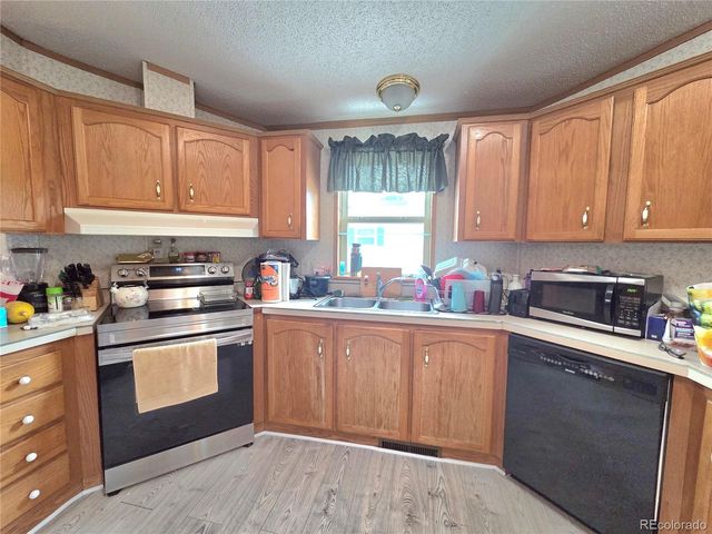 10739 Baily Street, Longmont, CO 80504