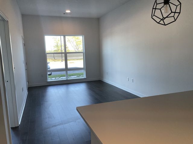 1677 54th Ave N Apt 111, Nashville, TN 37209