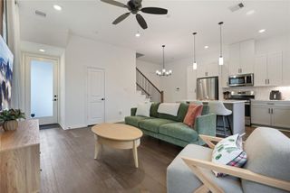 9902 Clark Road F, Houston, TX 77076