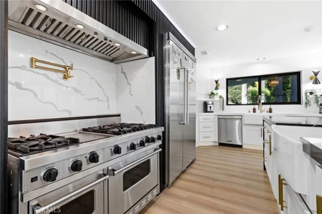 12912 View Ridge Drive, Santa Ana, CA 92705