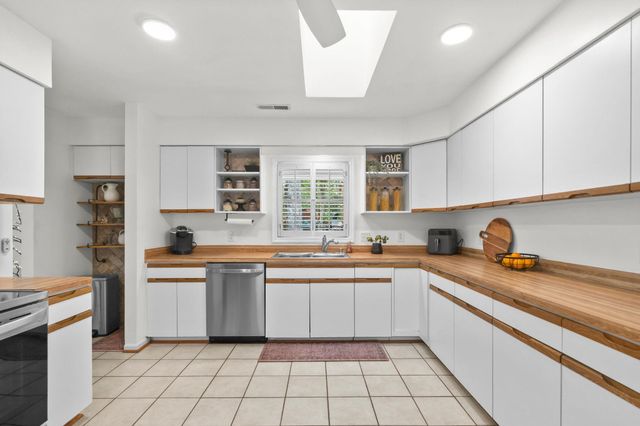 2135 Brunswick Circle, Little River, SC 29566