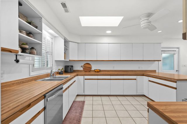 2135 Brunswick Circle, Little River, SC 29566