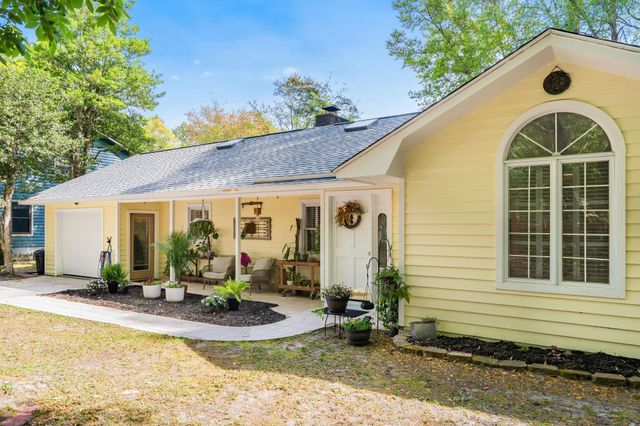 2135 Brunswick Circle, Little River, SC 29566