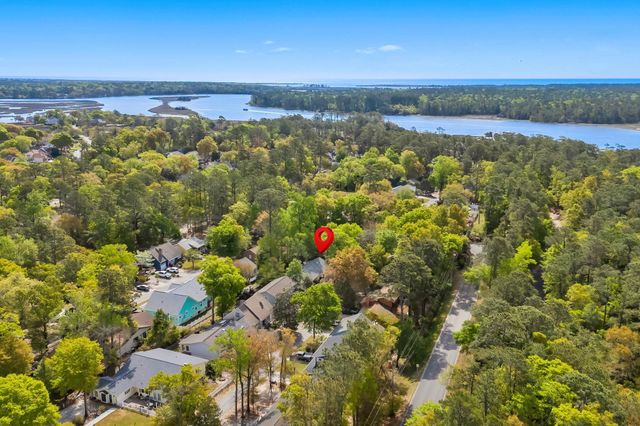 2135 Brunswick Circle, Little River, SC 29566