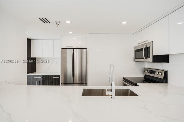 650 West Ave 3008, Miami Beach, FL 33139