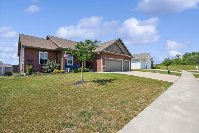 2839 Armstrong Drive, Iowa City, IA 52240