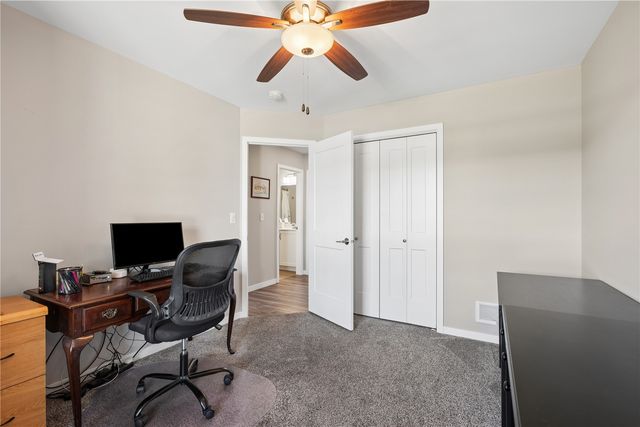 2839 Armstrong Drive, Iowa City, IA 52240