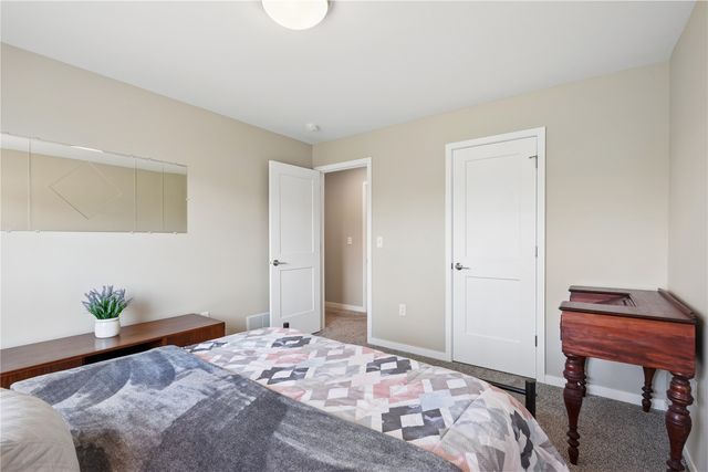 2839 Armstrong Drive, Iowa City, IA 52240