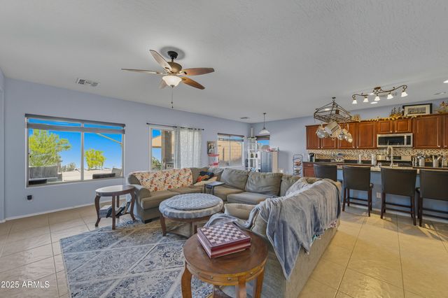 38202 W ISABELLA Lane, Maricopa, AZ 85138