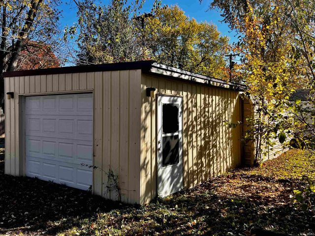 719 S Morgan Street, Bluffton, IN 46714