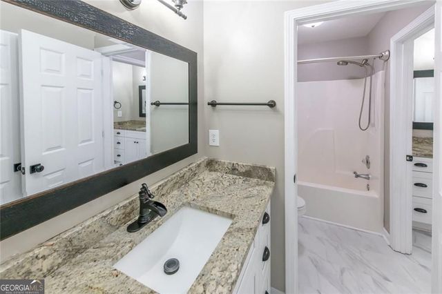95 Valleyside Drive, Dallas, GA 30157
