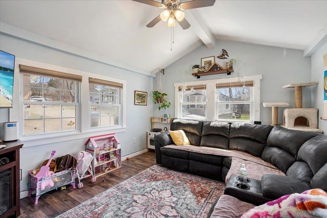 142 Penny Lane, Shelburne, VT 05482