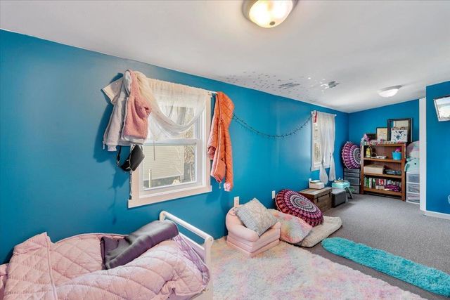 142 Penny Lane, Shelburne, VT 05482