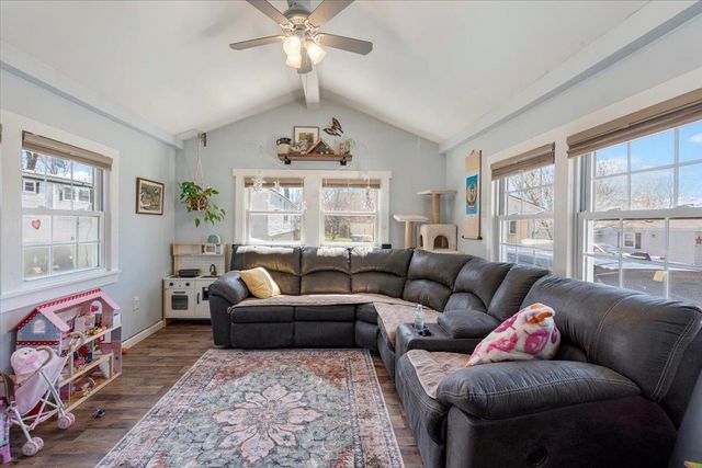 142 Penny Lane, Shelburne, VT 05482