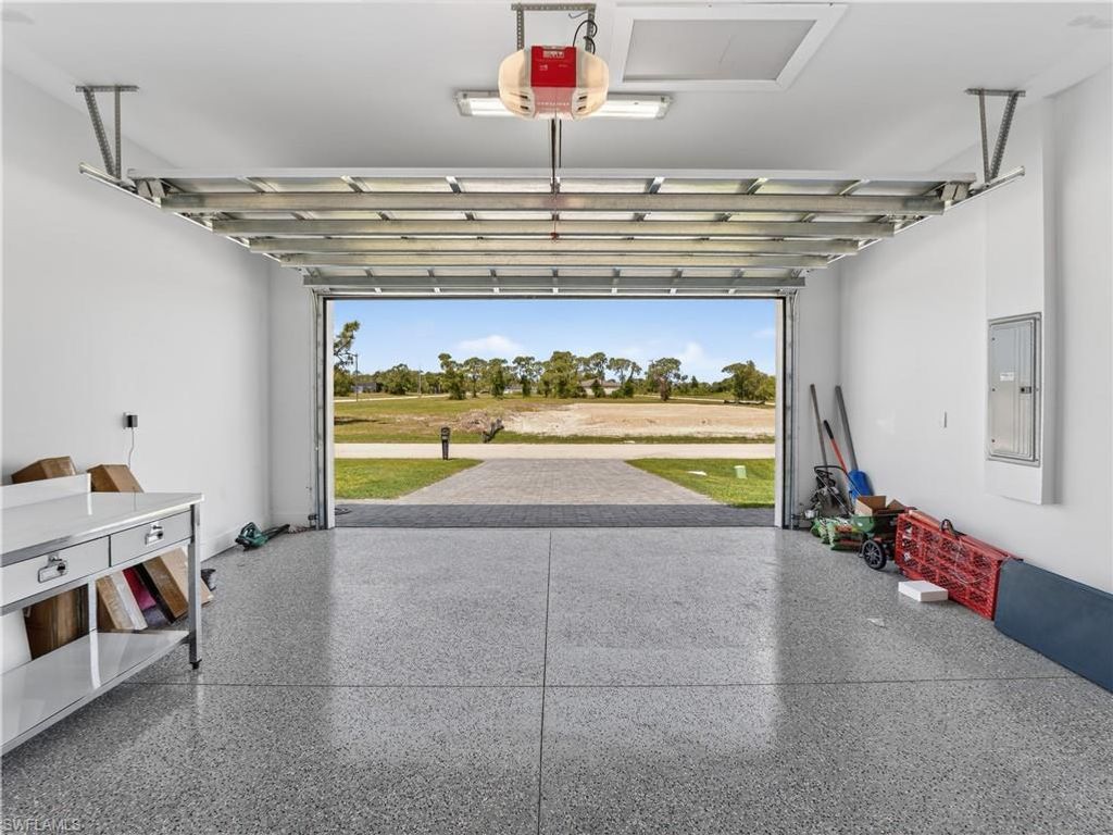Image 39 of property listing at 4333 NW 36th AVE, Cape Coral, FL 33993