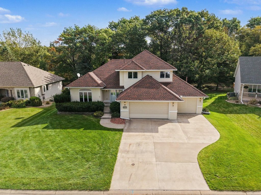 2177 Hynes Avenue N, Oakdale, MN 55128 — photo 2