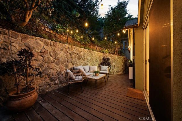 6182 Glen Oak St, Los Angeles, CA 90068