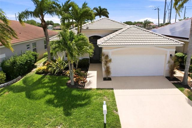 11198 LAKELAND CIRCLE, Fort Myers, FL 33913