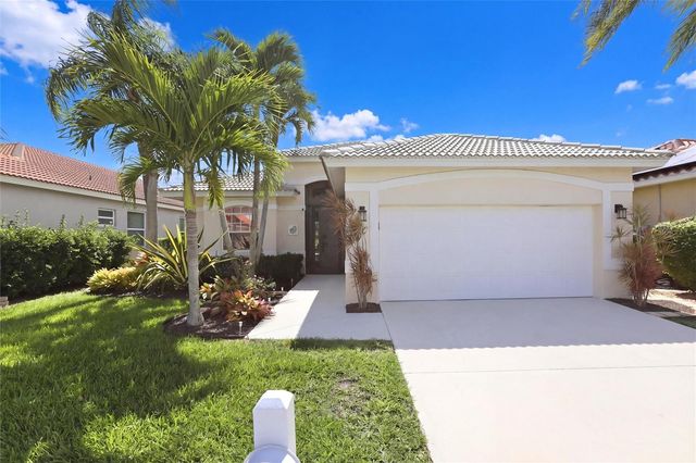 11198 LAKELAND CIRCLE, Fort Myers, FL 33913