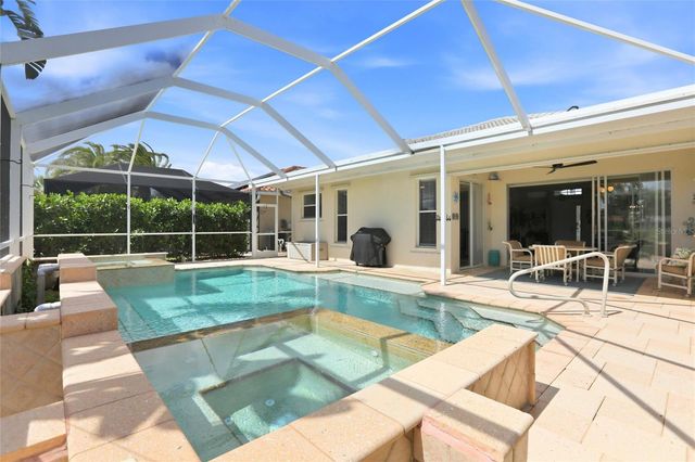 11198 LAKELAND CIRCLE, Fort Myers, FL 33913