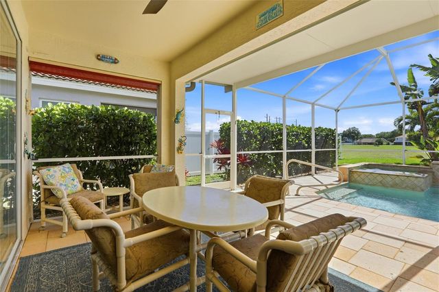 11198 LAKELAND CIRCLE, Fort Myers, FL 33913